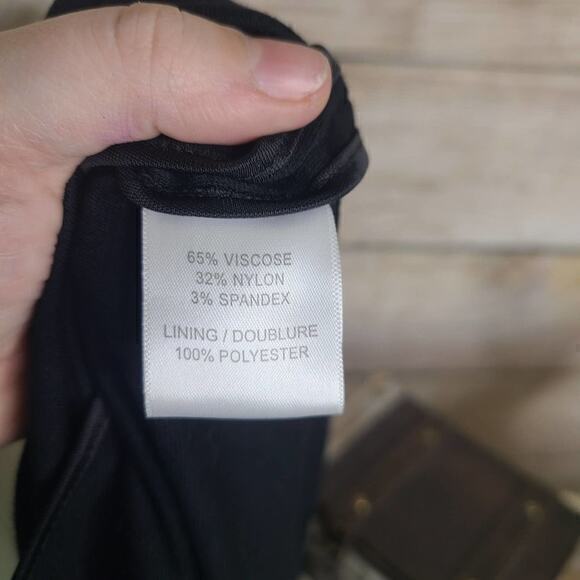 Cynthia Steffe Women’s Little Black Dress Sweetheart Fit and Flare Dress Size‎ 4 - Picture 7 of 7